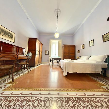 Conservatorio 16 - Scarlatti Room ナポリ エクステリア 写真