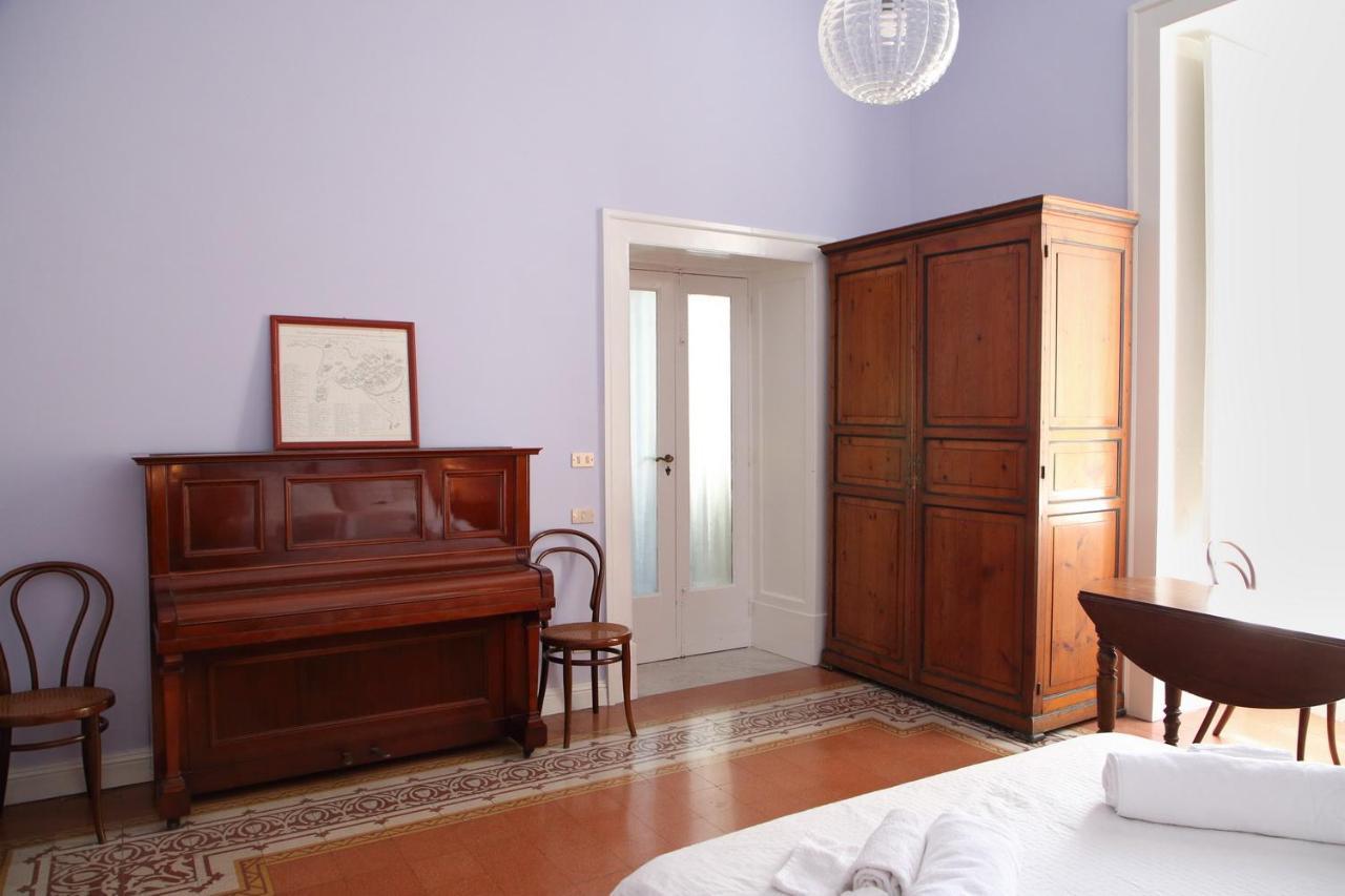 Conservatorio 16 - Scarlatti Room ナポリ エクステリア 写真